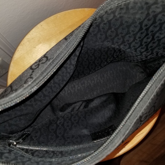 Authentic GUCCI - Black Hobo Shoulder Bag - Picture 5 of 5